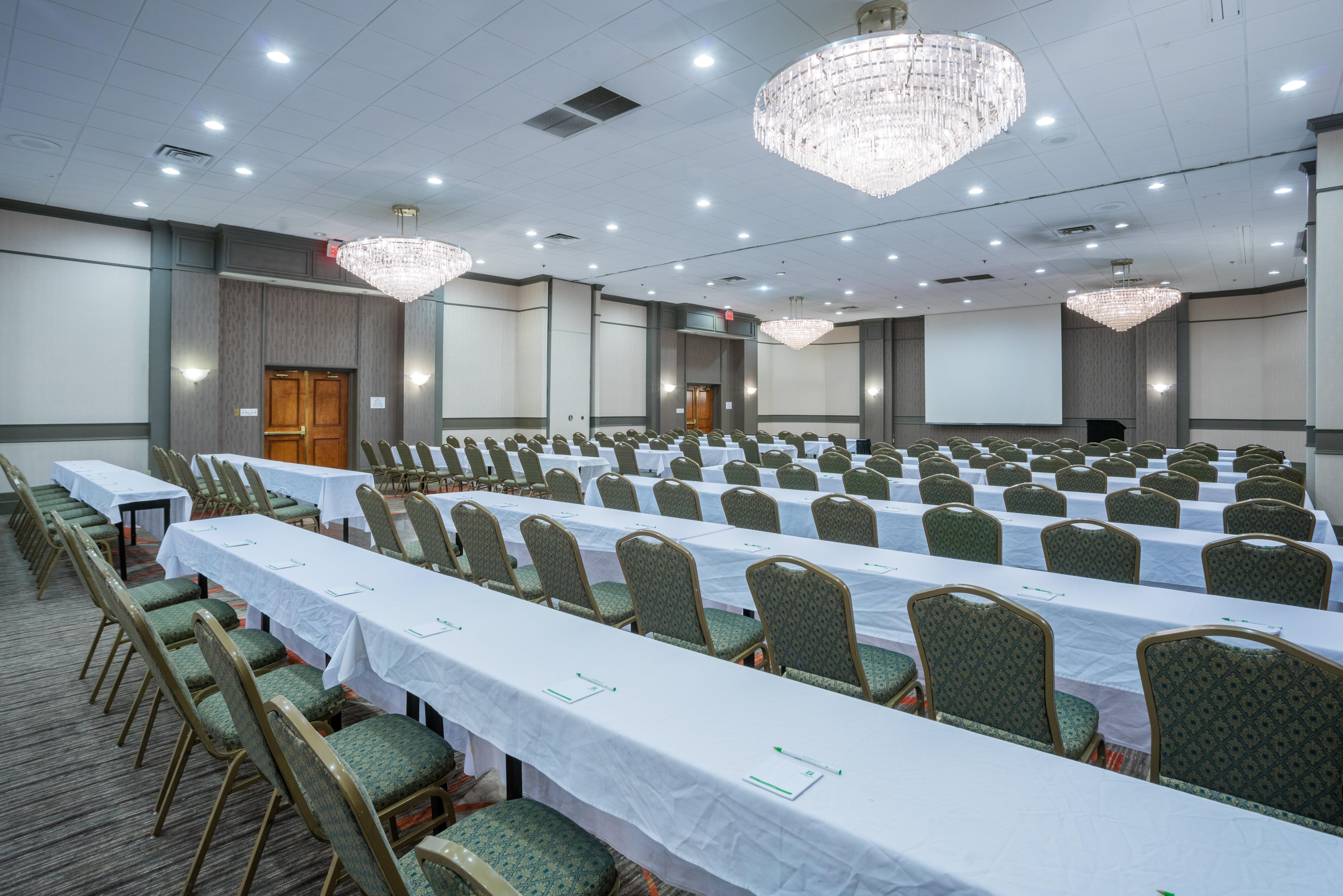 Holiday Inn Harrisburg I-81 Hershey Area By Ihg Grantville Bagian luar foto