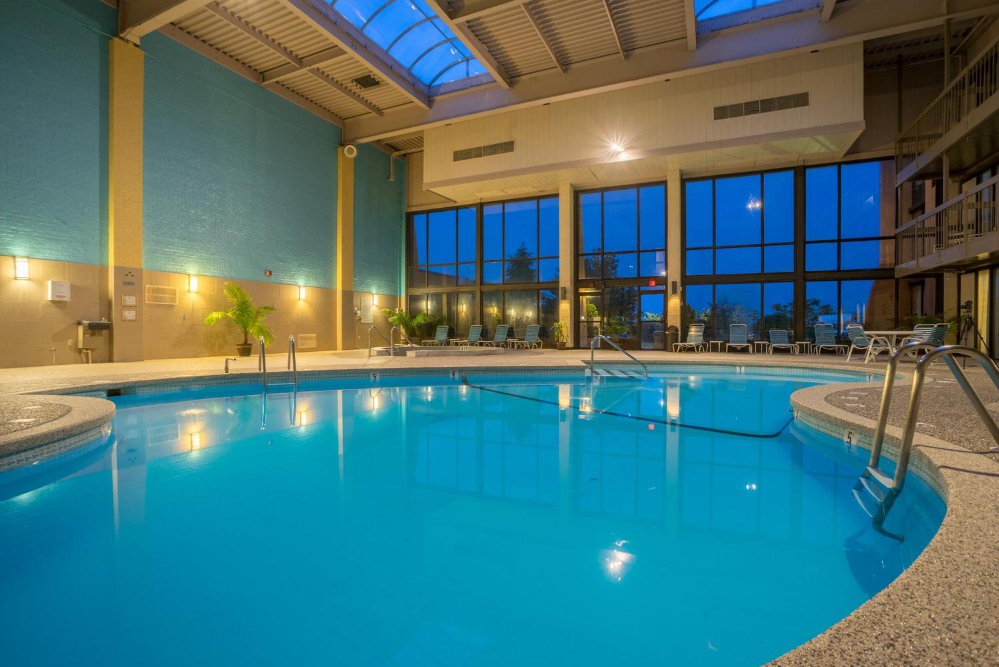 Holiday Inn Harrisburg I-81 Hershey Area By Ihg Grantville Bagian luar foto